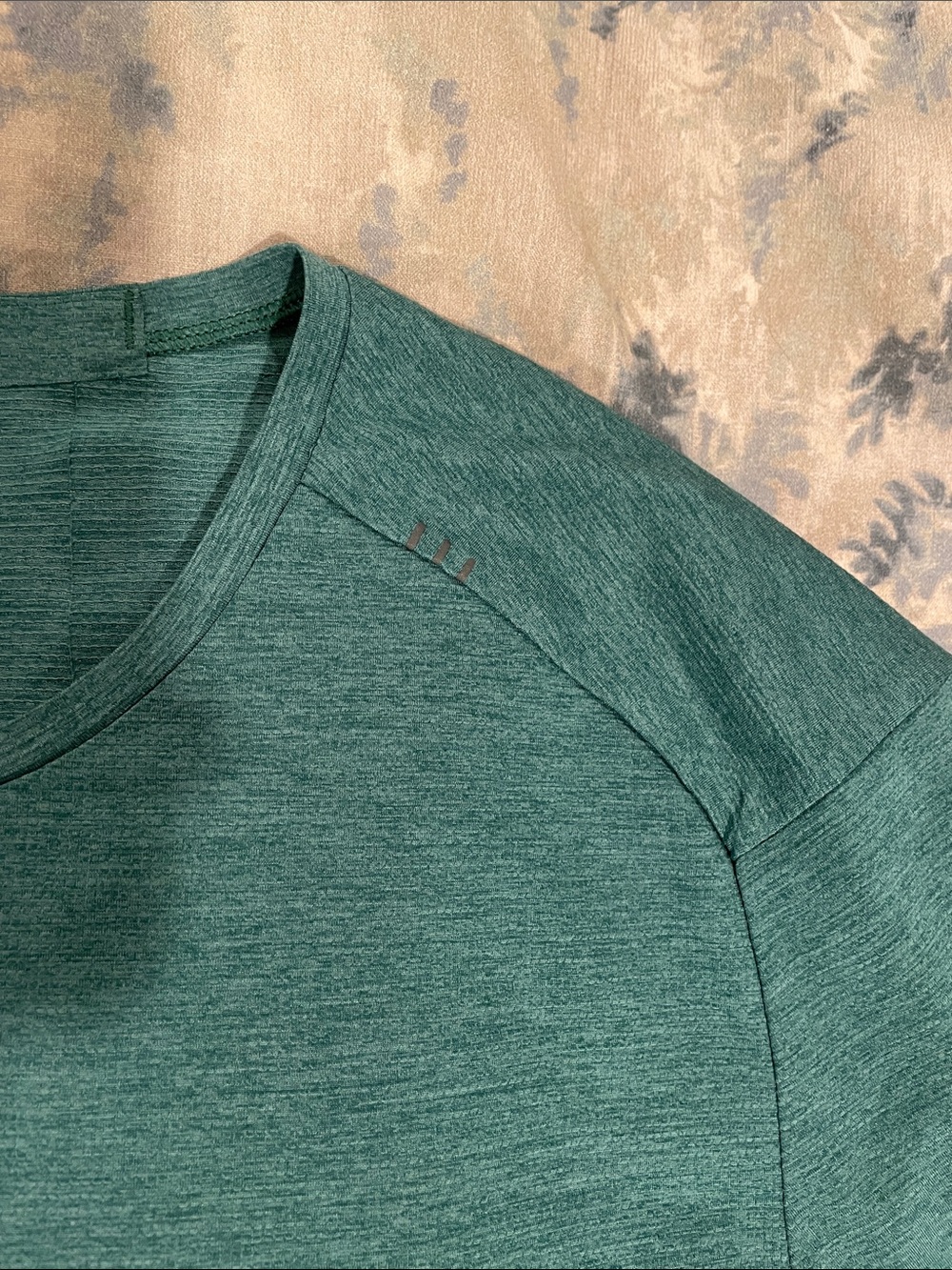 lululemon athletica Men's Short-Sleeve Performance Tee - Teal Green - Picture 4 of 6